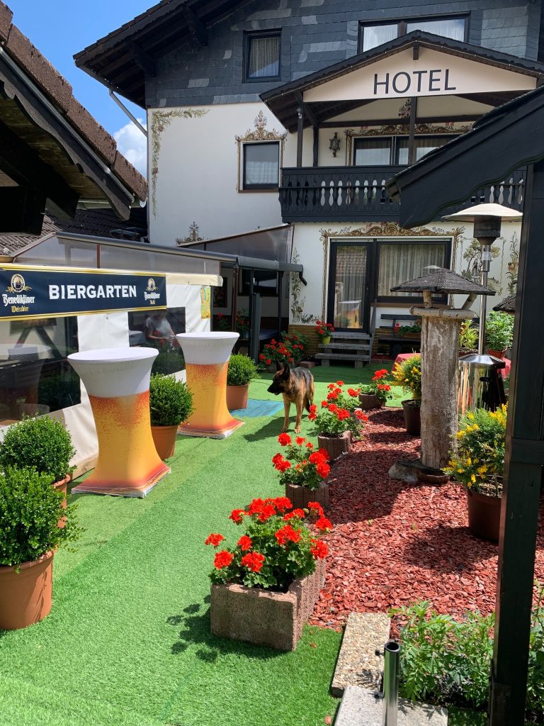 369952895_122095394696031668_8862565487232543318_n